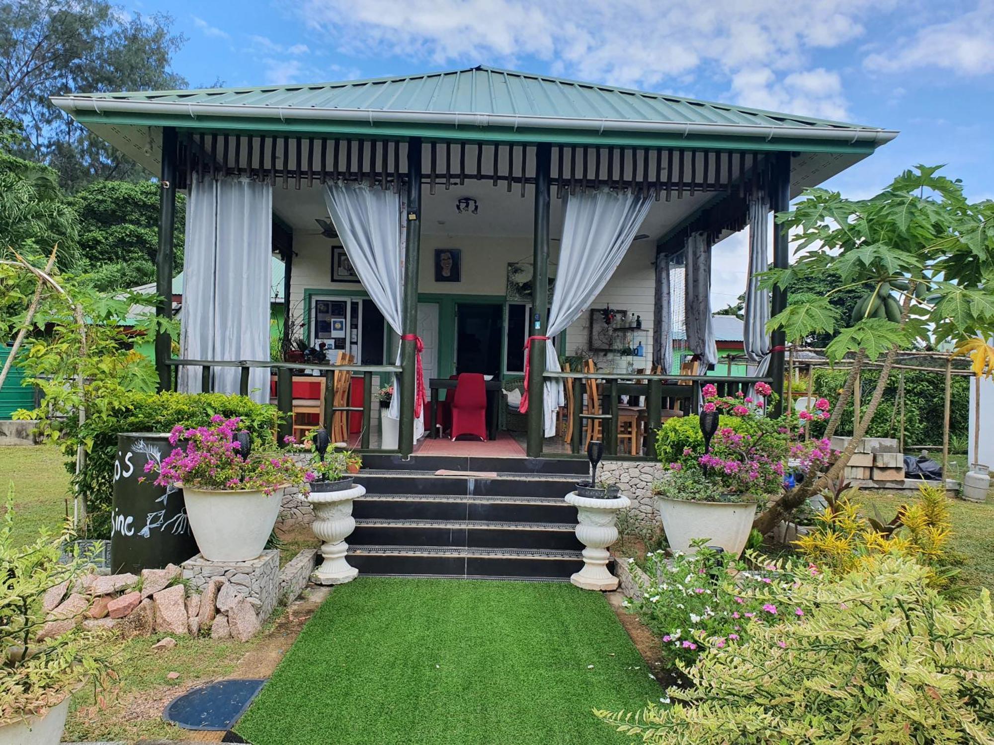 Agnes Cottage - Emerald La Digue Exterior foto